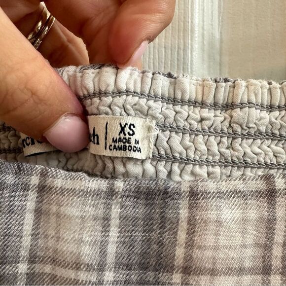 Abercrombie & Fitch plaid square neck puffy sleeve shirred back blouse size XS - Picture 6 of 9